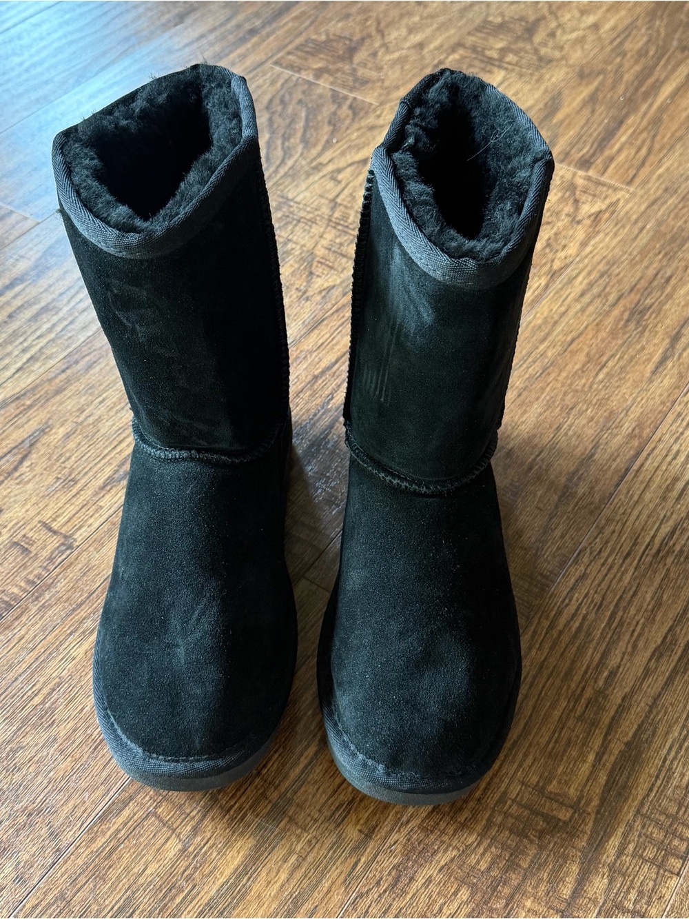 Women's Black Plush Winter Boots - Cozy Fleece Lined